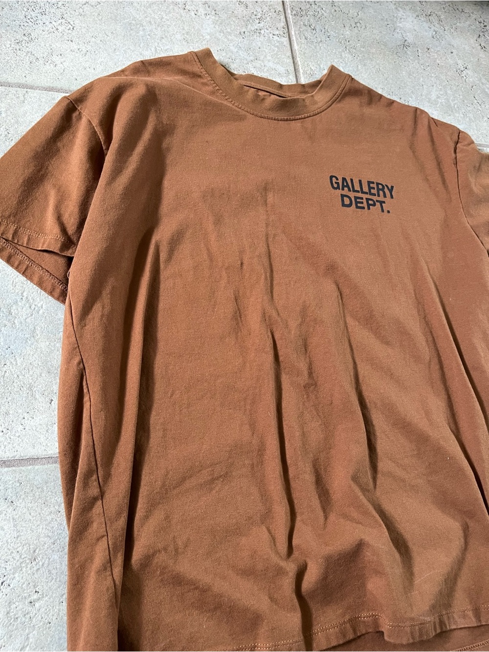 Gallery Dept Tee - Picture 4 of 6